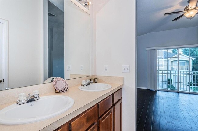 Building Photo - 9013 Moonlit Meadows Loop