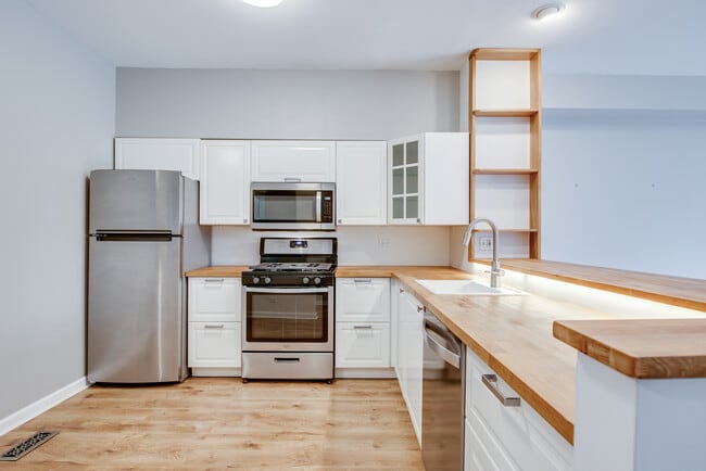 Building Photo - 2527 Bordeaux Ln