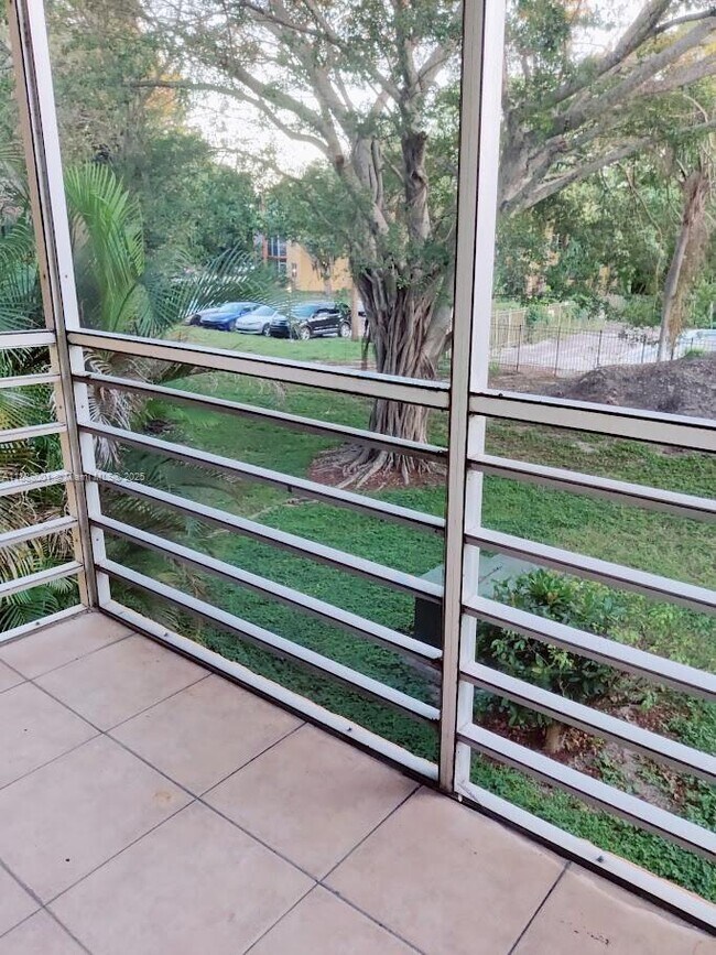 Building Photo - 4384 NW 9th Ave