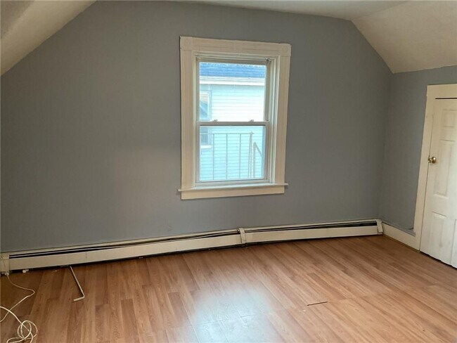Building Photo - 40 Laban St