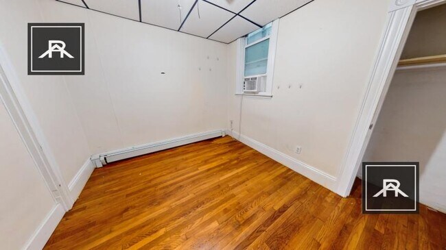 Building Photo - 4 bedroom in Boston MA 02115