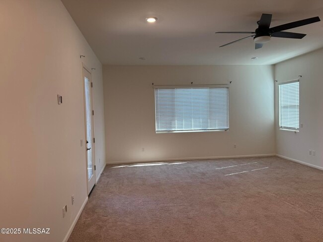 Building Photo - 1646 W Aristides St