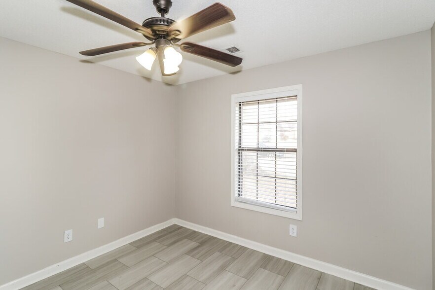 Building Photo - 5095 Autumn Morning Ln