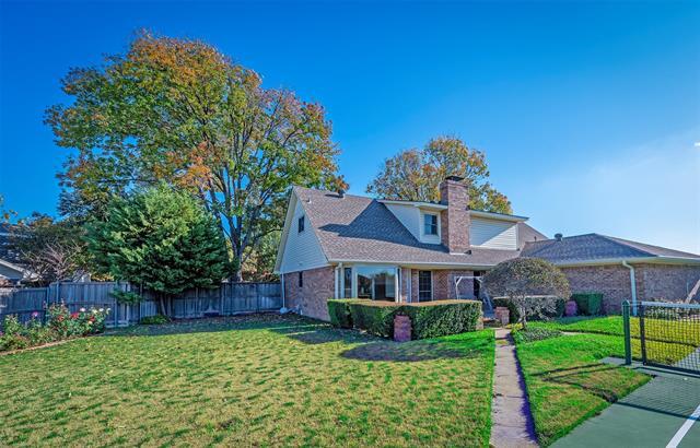 Building Photo - 2944 Knollwood Dr