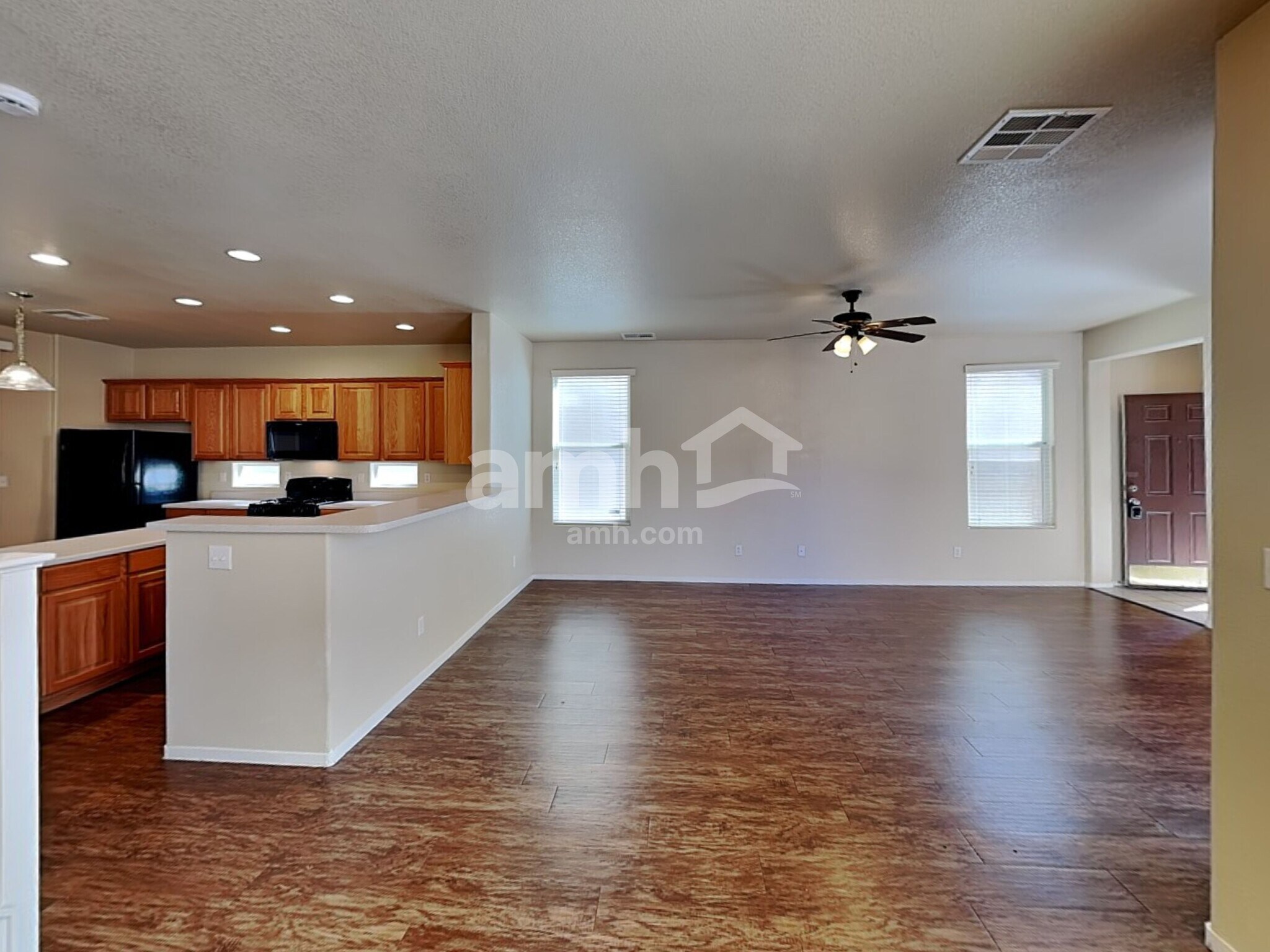 Building Photo - 8802 Salvestrin Point Ave