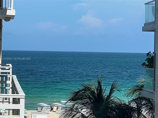 Building Photo - 325 Ocean Dr