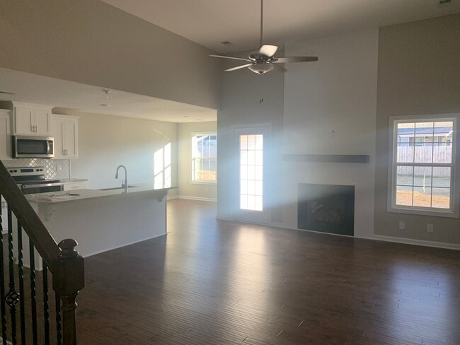 Building Photo - 804 Waldon Ct