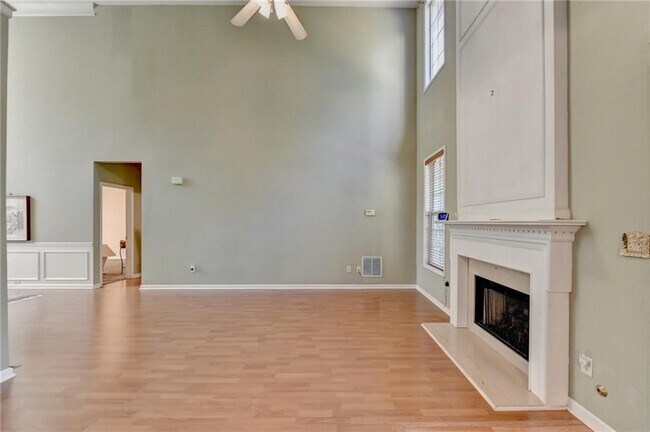 Building Photo - 236 Windy Cir