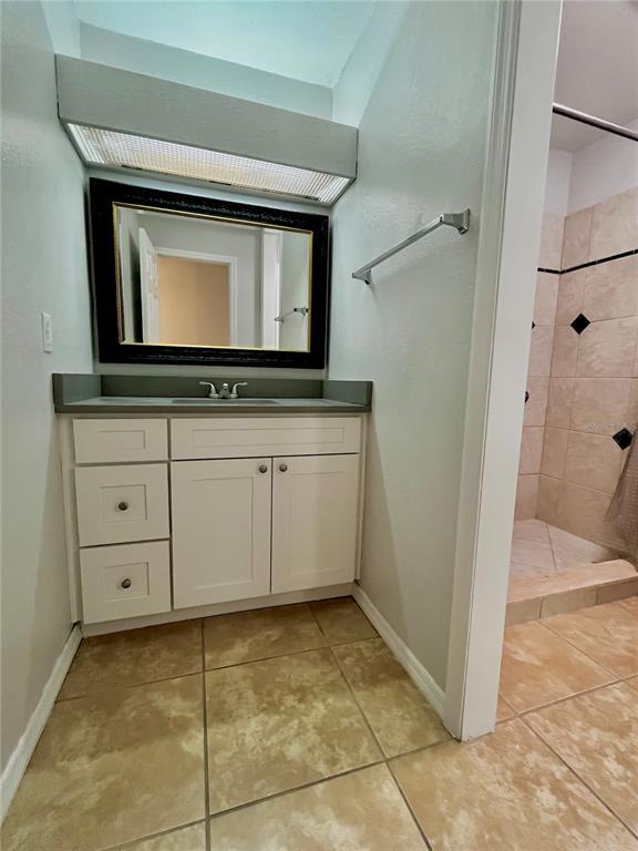 Building Photo - 6490 Cape Hatteras Way NE