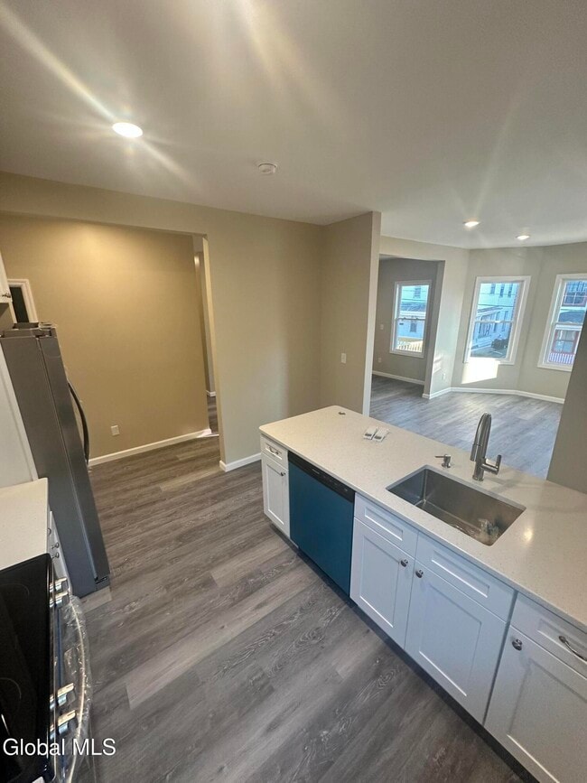 Building Photo - 22 Wilson Ave