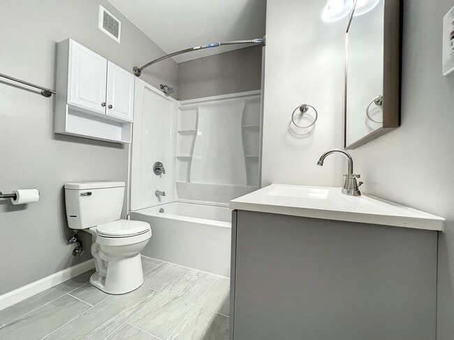 Building Photo - Coyer Rd Unit A