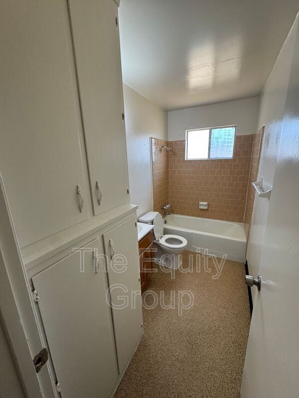 Building Photo - 5316 Avenue 280