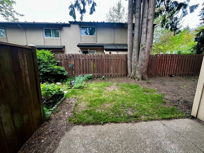 Building Photo - $500 OFF at Move-In -Special - 2BD, 1.5BA ...