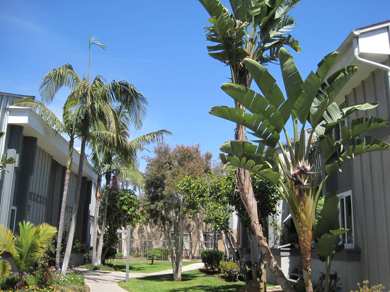 Building Photo - 17092 Pacific Coast Hwy