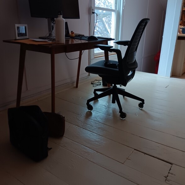 Attic Office - 210 N Geneva St
