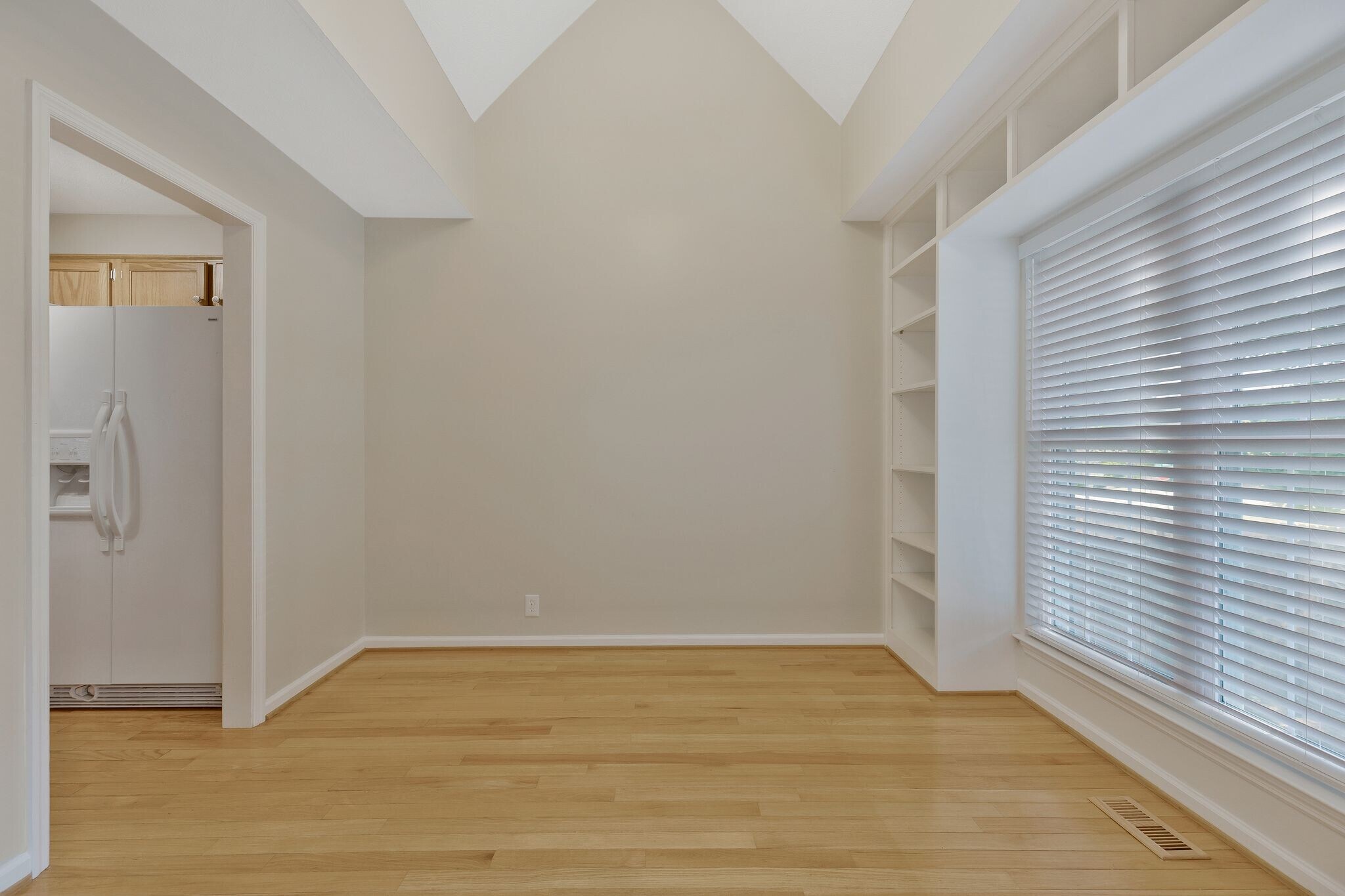 Building Photo - 5204 Catspaw Dr
