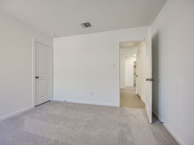 Building Photo - Brand New Home + Mustang Schools + 4 bedrooms + 2 car garage + All Appliances