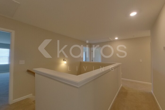 Building Photo - 7034 Foggy River Dr