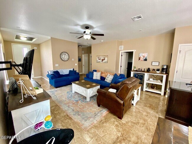 Building Photo - 11616 Grotto Bay Ct