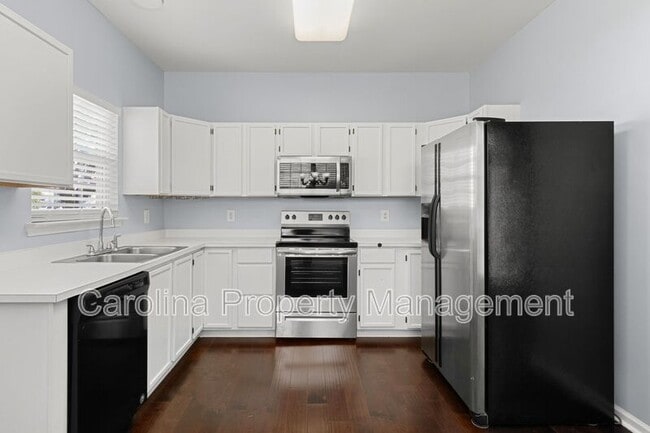 Building Photo - 6828 Ayrshire Glen Pl