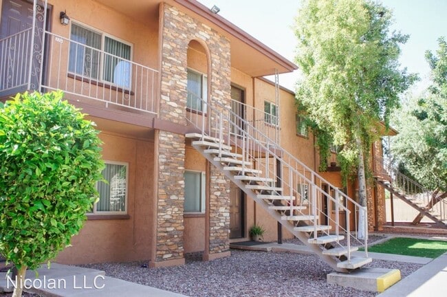 Primary Photo - 650 S Country Club Dr