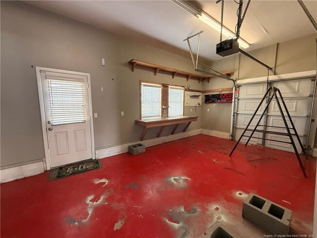 Building Photo - 848 Castleberry Ct