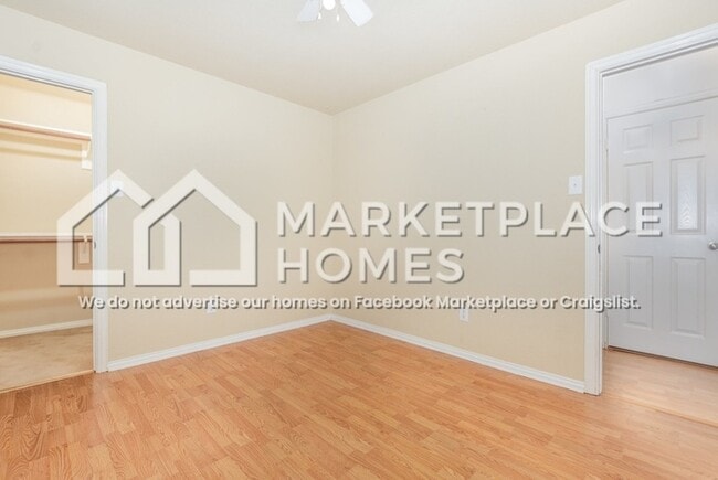 Building Photo - 10329 Nantucket Dr