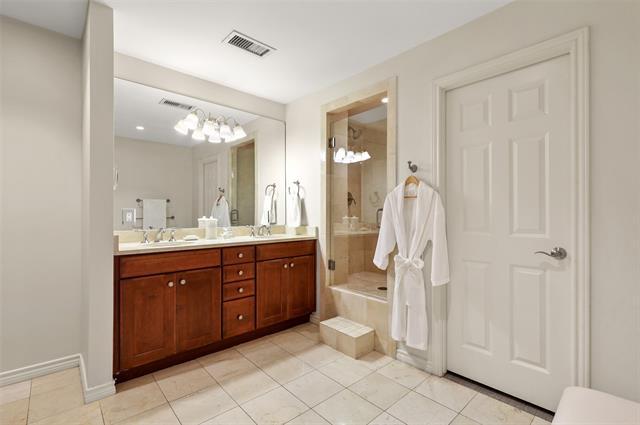 Building Photo - 5909 Luther Ln