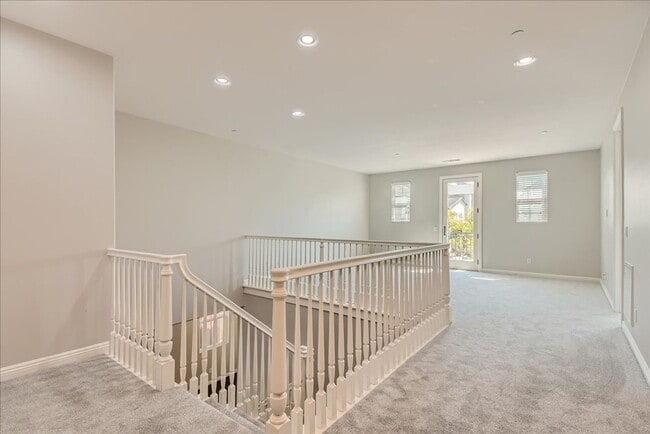 Building Photo - Gorgeous 4 Bd/4.5 Ba + Loft Home in 4S Ranch!!!
