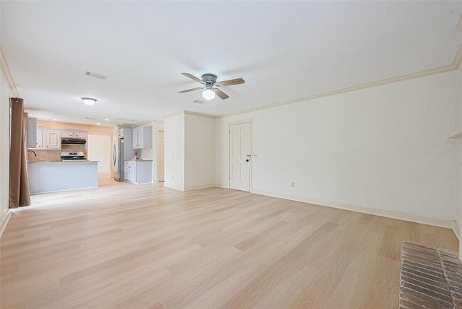 Building Photo - 3614 Bee Bayou Ln