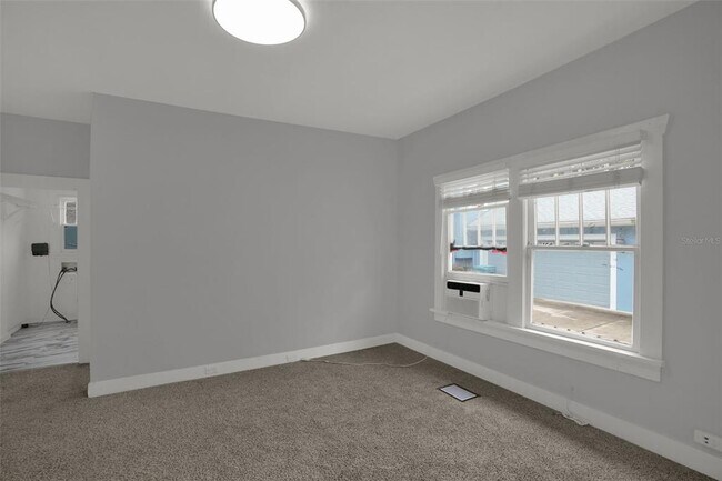 Building Photo - 1629 Ferris Ave