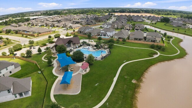 Building Photo - 5419 Sunstone Cir