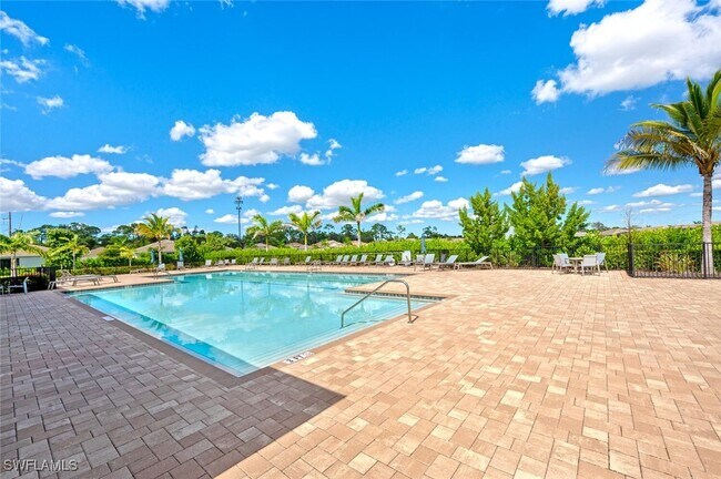 Building Photo - 388 Grace Bay Ln