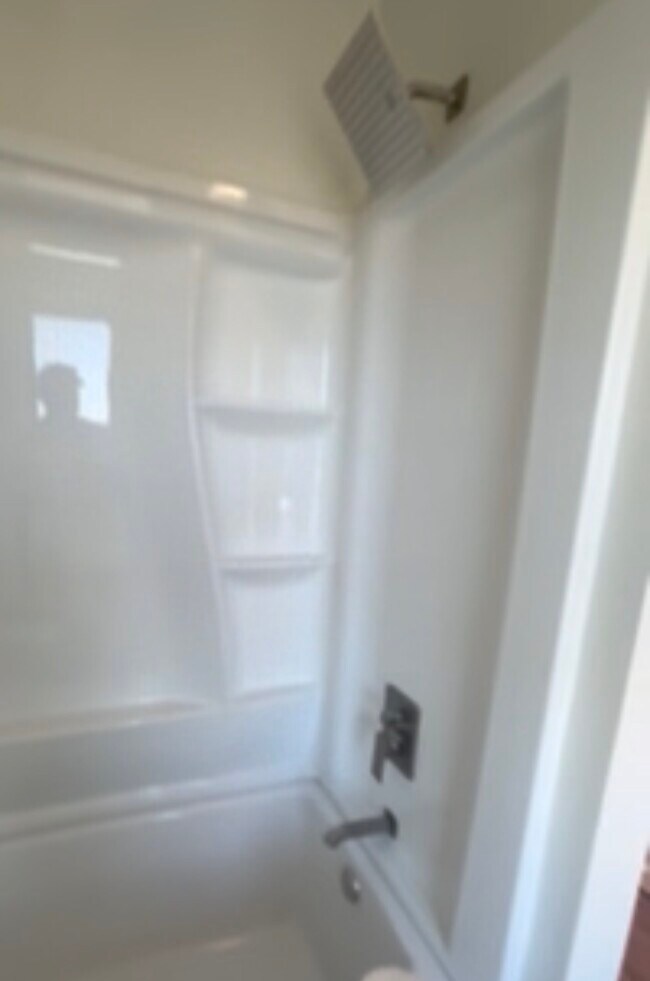 Building Photo - 3416 N 6th St