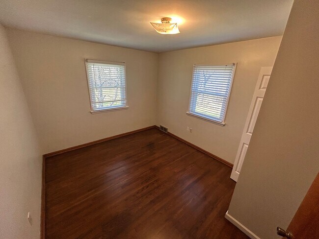 Building Photo - 4-bedroom Home in Cranberry Twp