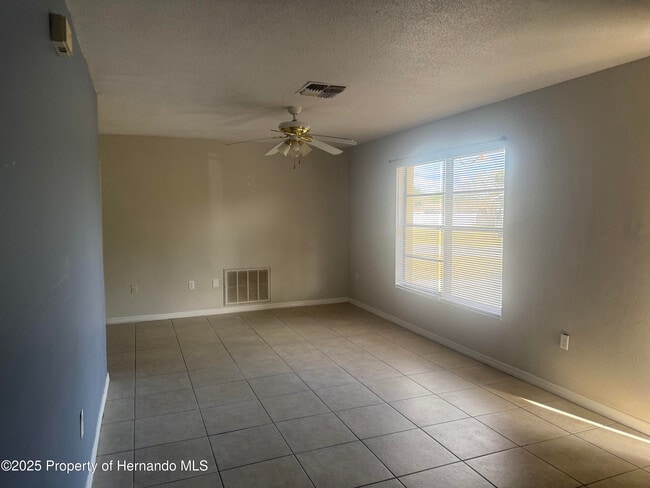 Building Photo - 5331 Pierpoint Ave