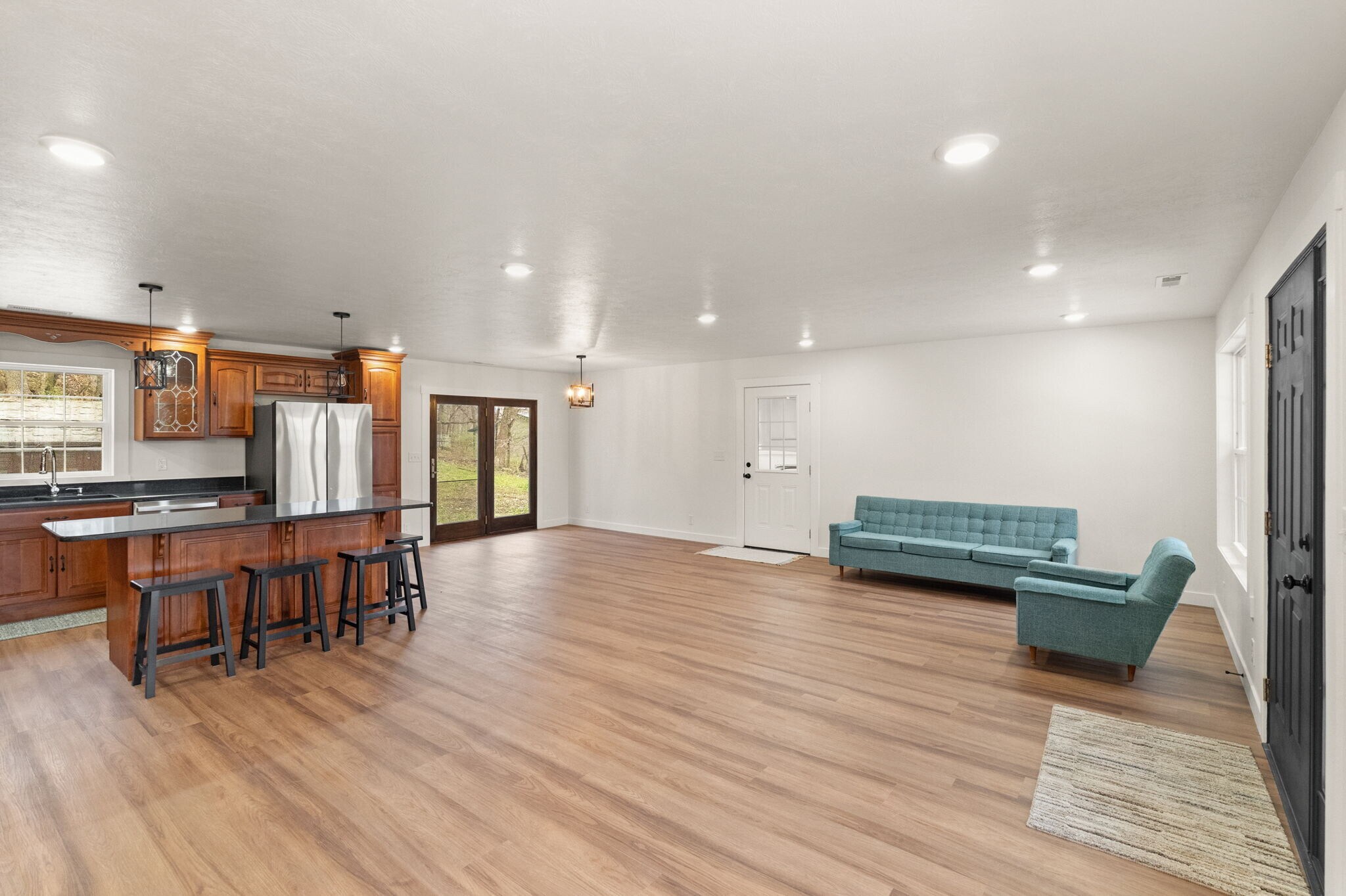 Building Photo - 1578 E 100 N