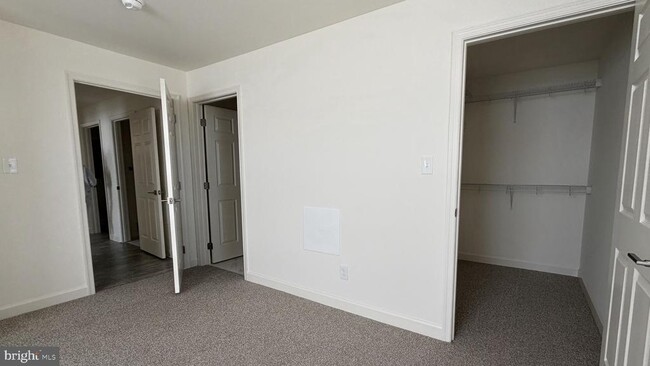 Building Photo - 139 ROOSEVELT Blvd