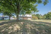 Building Photo - 6276 Eastgate Ave