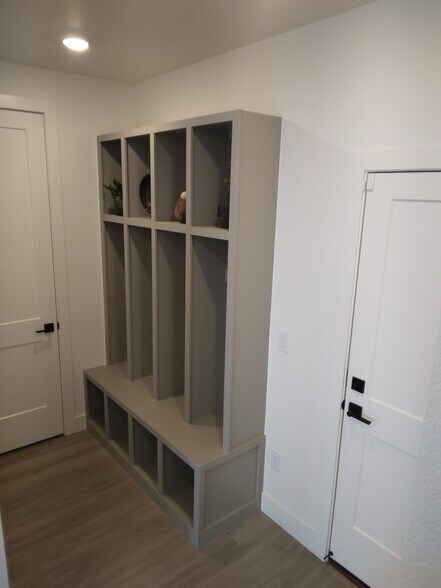 Building Photo - 1223 S Algonquian St