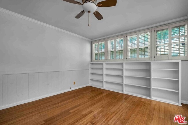 Building Photo - 3439 W 84th Pl