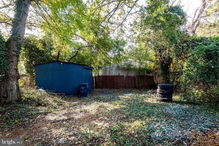 Building Photo - 4331 Shell St