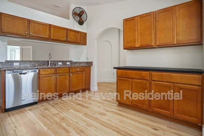 Building Photo - 1207 Coda Ct