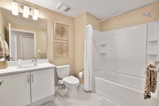 Building Photo - Milpitas Penthouse Condo 2 bed / 2 bath, m...