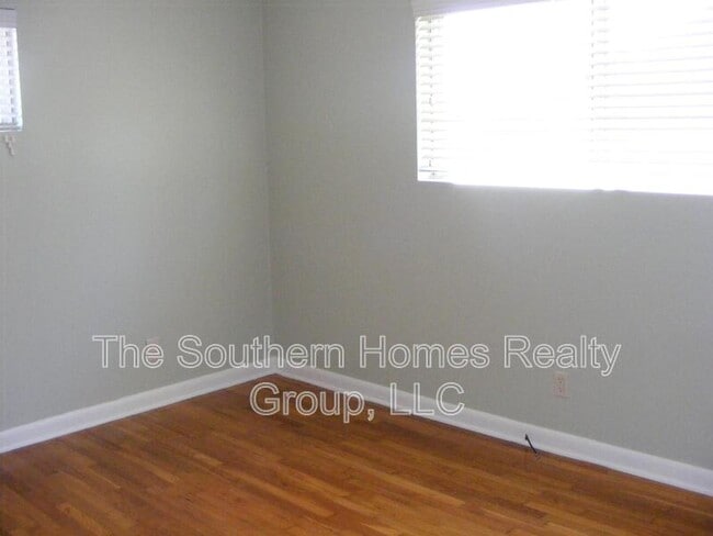 Building Photo - 1412 Tellico Ave