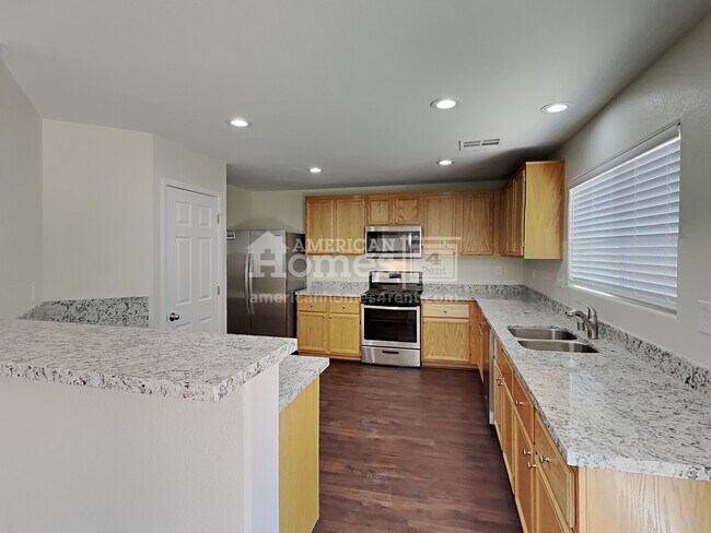 Building Photo - 8624 Dodds Canyon Street