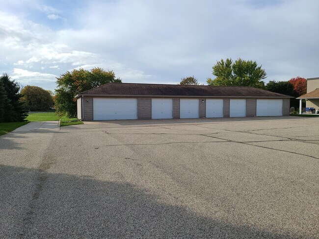 Individual Garages for Renters - 247 W Main St