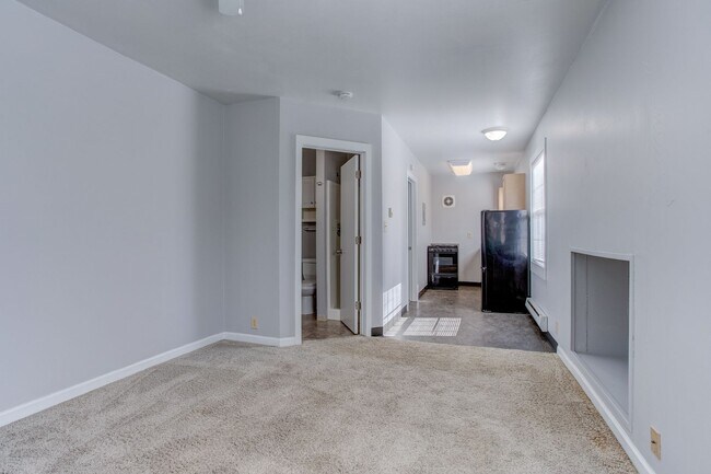 Interior Photo - Custer Apartments