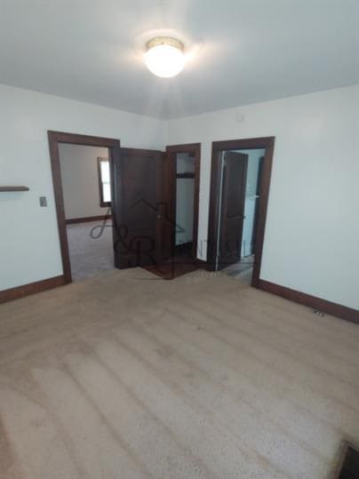 Building Photo - 1207 S Elm St