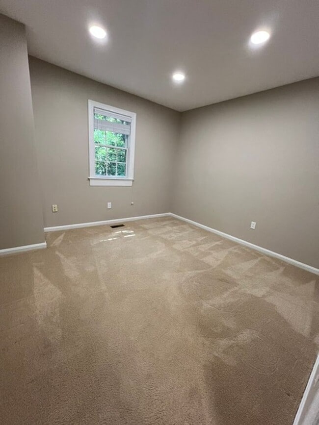 Building Photo - 11737 Dry River Ct